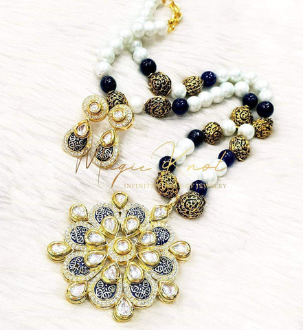 Beads kundan menakari pendant necklace set - Satkahon Studio